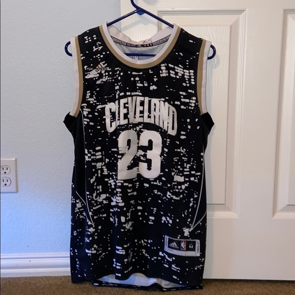 Lebron James Jersey